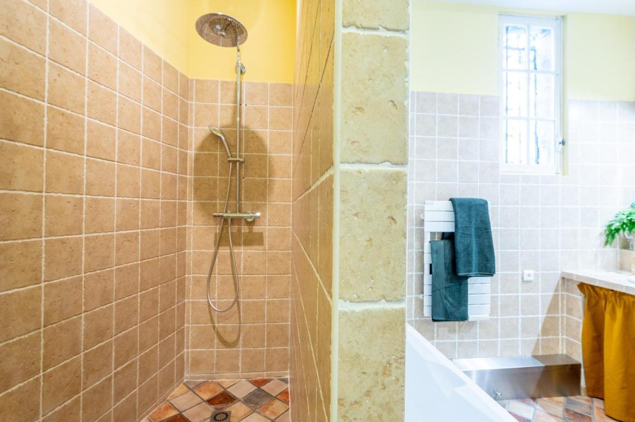Place Du Palais Des Papes 3 Chambres Parking Climatisation 3 Salles De Bain Aviñón Exterior foto